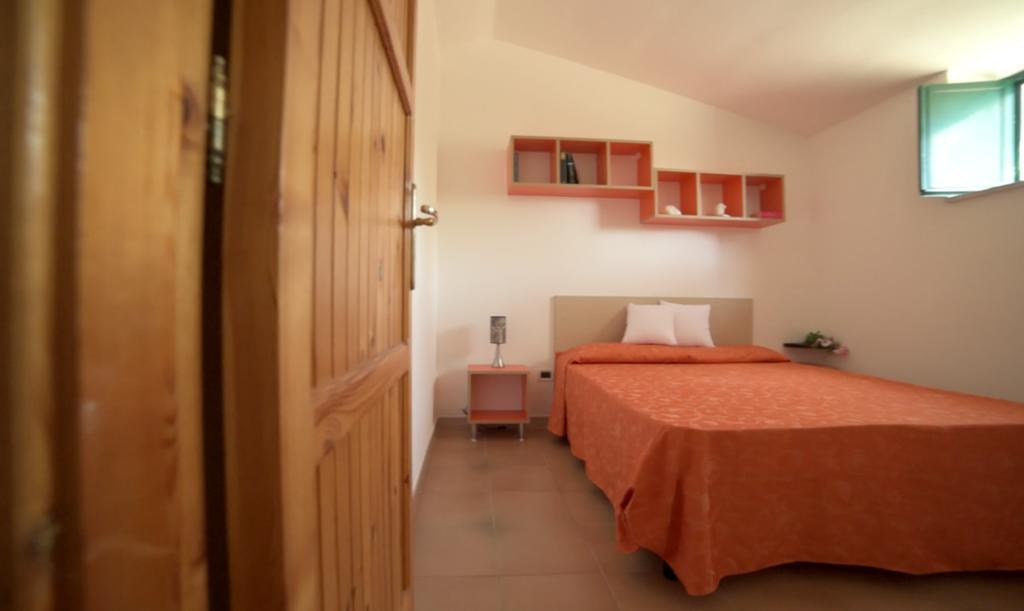 Вилла Leonardo Casa Vacanze Маттината Экстерьер фото